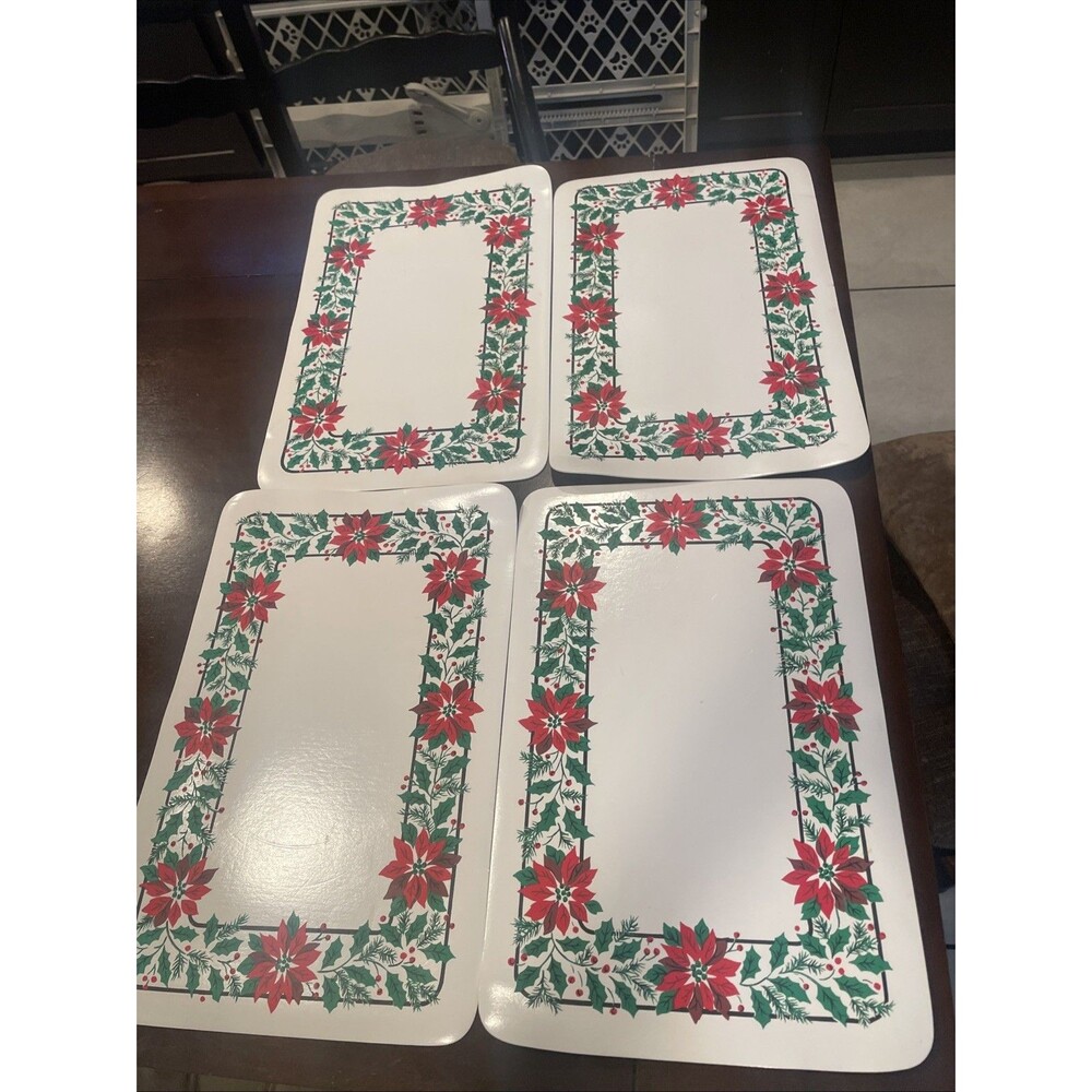 4 Vintage Town & Country Vinyl Foam Flexible Christmas Poinsettias Placemats Lot